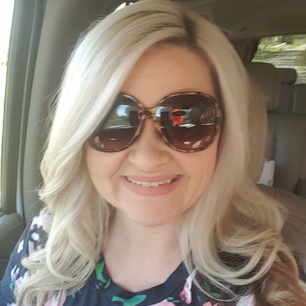 Meet your Posher, Jade